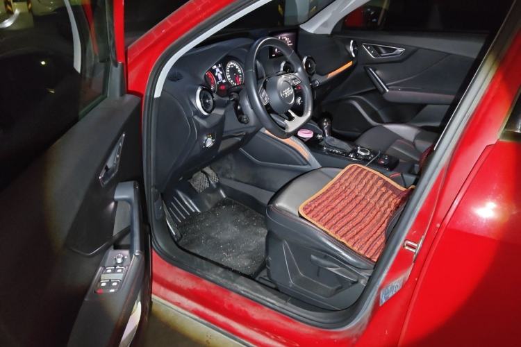 Used Audi Q2L 2022 35 TFSI Progressive Dynamic Edition Driver Seat