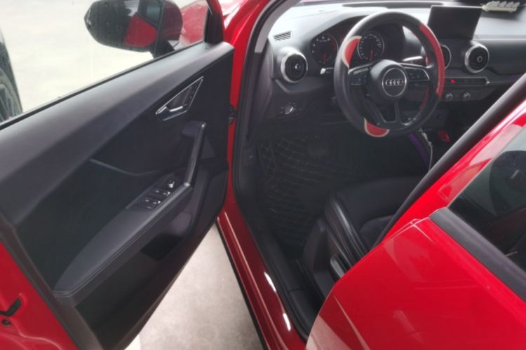 Used Audi Q2L 2022 35 TFSI Advanced Style Edition Driver Seat
