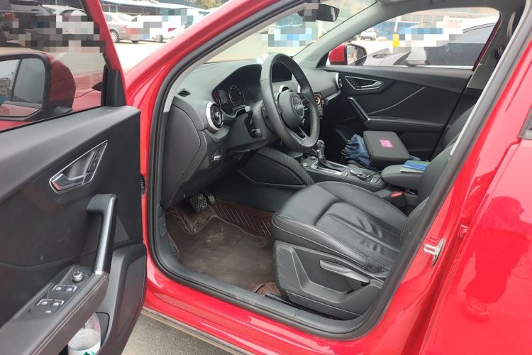 Used Audi Q2L 2022 35 TFSI Advanced Style Edition Driver Seat
