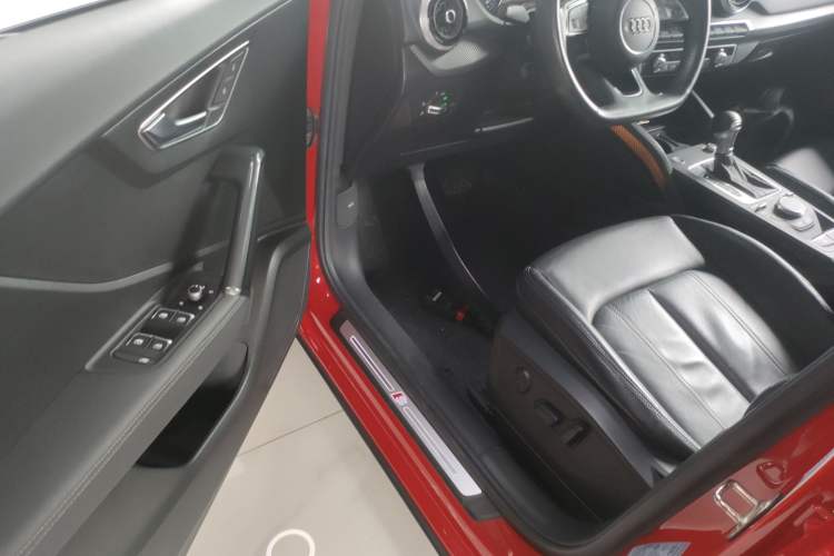 Used Audi Q2L 2022 35 TFSI Fashion Dynamic Model Driver Seat