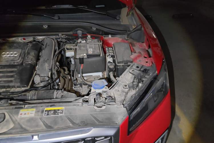 Used Audi Q2L 2022 35 TFSI Progressive Dynamic Edition Engine Bay Left