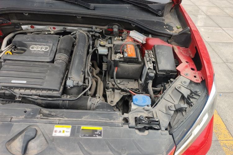 Used Audi Q2L 2022 35 TFSI Advanced Style Edition Engine Bay Left