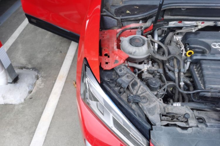 Used Audi Q2L 2022 35 TFSI Advanced Style Edition Engine Bay Right