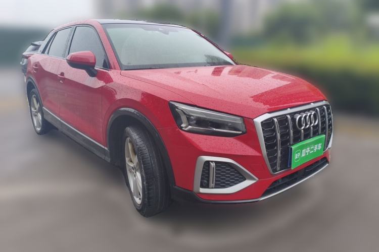 Used Audi Q2L 2022 35 TFSI Advanced Style Edition Front Right 45 Deg