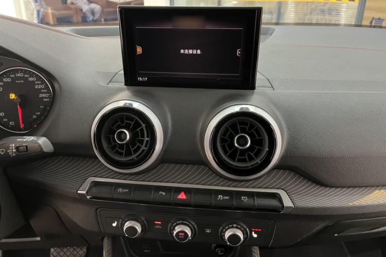 Used Audi Q2L 2022 35 TFSI Progressive Dynamic Edition Interior 3