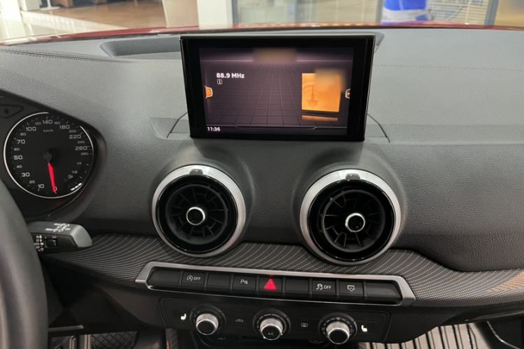 Used Audi Q2L 2022 35 TFSI Progressive Dynamic Edition Interior 3