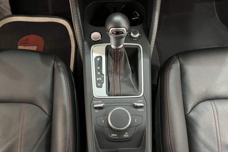 Used Audi Q2L 2022 35 TFSI Progressive Dynamic Edition Interior 4