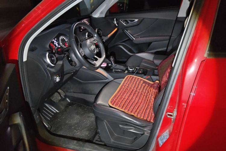 Used Audi Q2L 2022 35 TFSI Progressive Dynamic Edition Left Front Seat