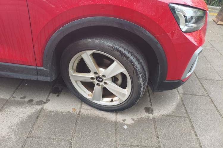 Used Audi Q2L 2022 35 TFSI Advanced Style Edition Right Front Wheel Hub