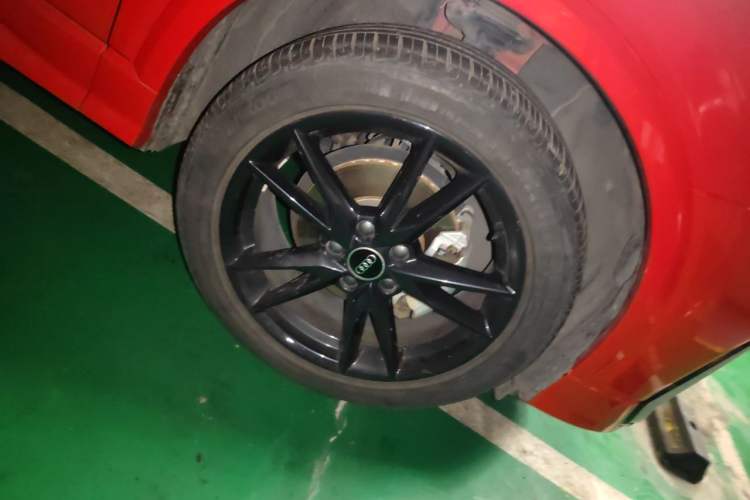Used Audi Q2L 2022 35 TFSI Fashion Dynamic Model Right Front Wheel Hub