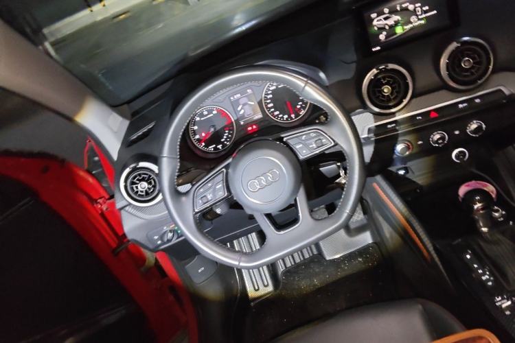 Used Audi Q2L 2022 35 TFSI Progressive Dynamic Edition Steering Wheel