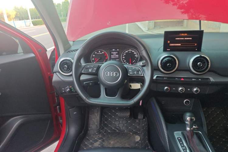 Used Audi Q2L 2022 35 TFSI Advanced Style Edition Steering Wheel