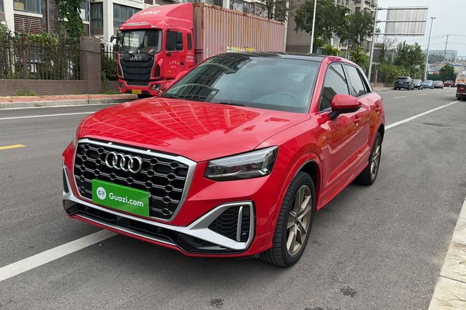 Audi Q2L 2022