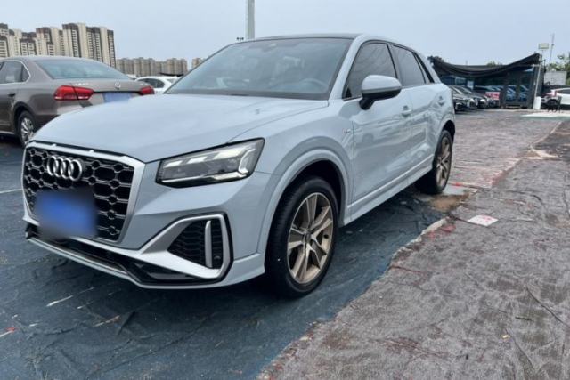 Używany Audi Q2L 2022 35 TFSI Fashion Dynamic Model