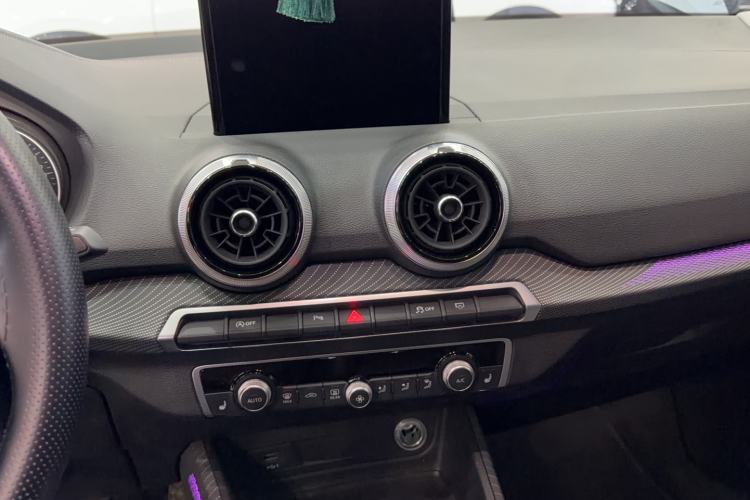 Used Audi Q2L 2022 35 TFSI Fashionable and Elegant Model Audio And AC Panel
