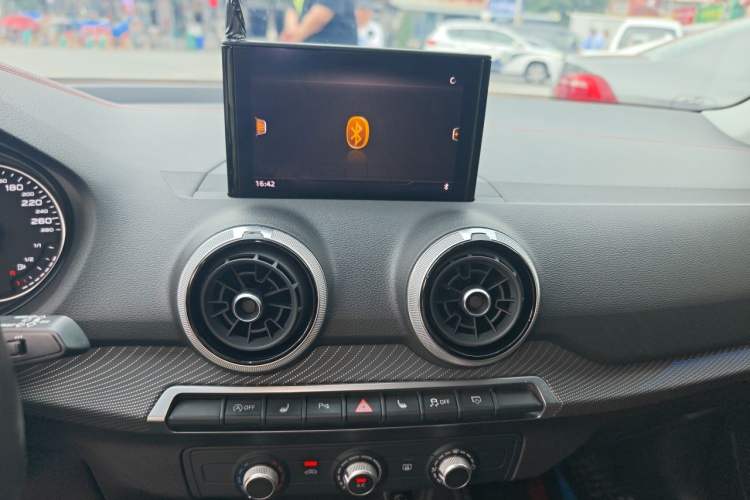 Used Audi Q2L 2022 35 TFSI Progressive Dynamic Edition Audio And AC Panel