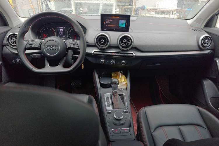 Used Audi Q2L 2022 35 TFSI Progressive Dynamic Edition Center Console