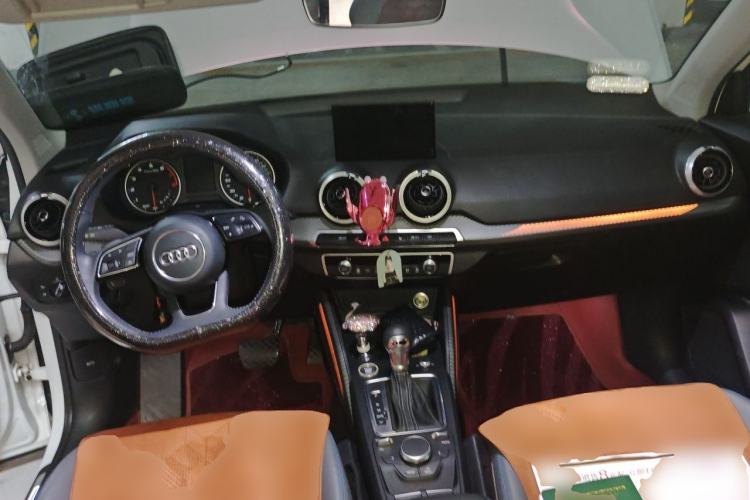 Used Audi Q2L 2022 35 TFSI Fashion Dynamic Model Center Console