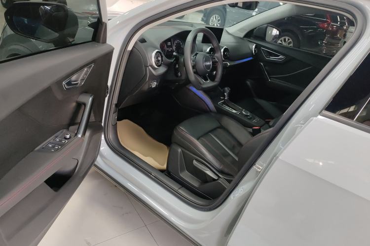 Used Audi Q2L 2022 35 TFSI Progressive Dynamic Edition Driver Seat