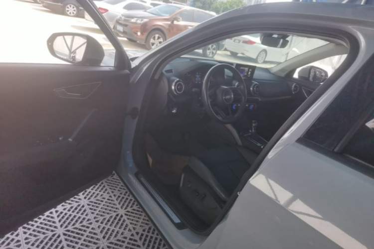 Used Audi Q2L 2022 35 TFSI Fashionable and Elegant Model Driver Seat