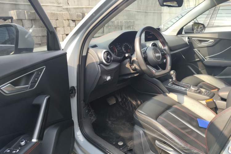Used Audi Q2L 2022 35 TFSI Progressive Dynamic Edition Driver Seat