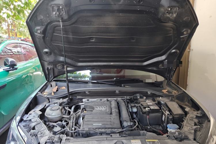 Used Audi Q2L 2022 35 TFSI Fashion Dynamic Model Engine Bay