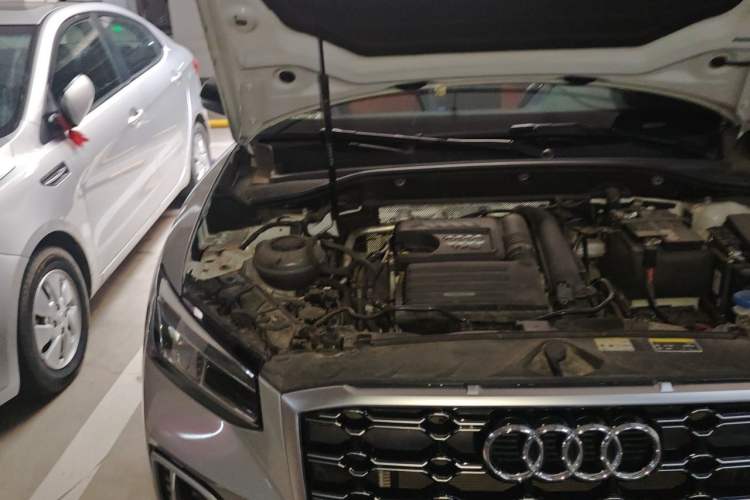 Used Audi Q2L 2022 35 TFSI Fashion Dynamic Model Engine Bay Right