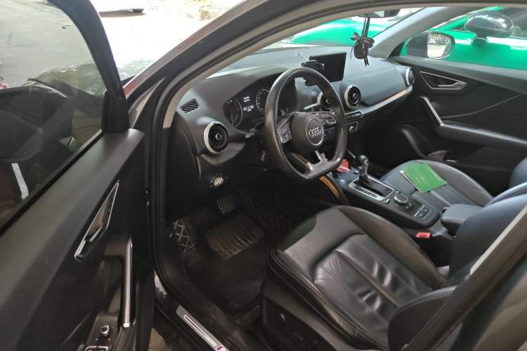 Used Audi Q2L 2022 35 TFSI Fashion Dynamic Model Interior 3