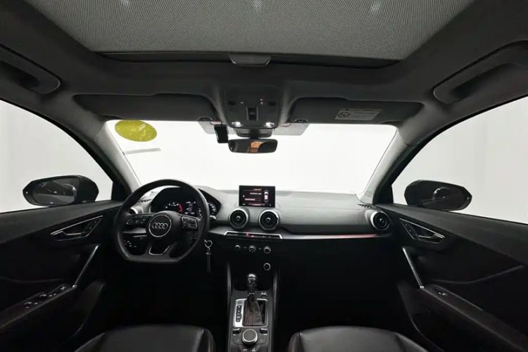 Used Audi Q2L 2022 35 TFSI Progressive Dynamic Edition Interior 4