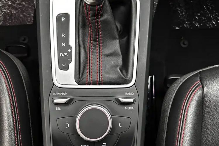 Used Audi Q2L 2022 35 TFSI Progressive Dynamic Edition Interior 6