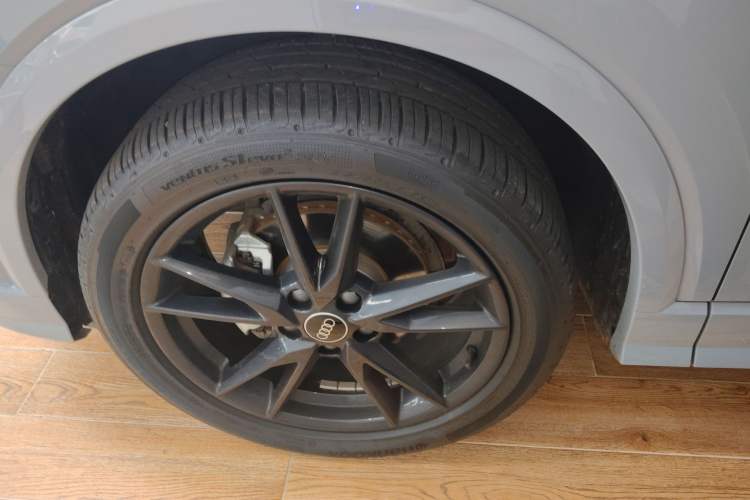 Used Audi Q2L 2022 35 TFSI Progressive Dynamic Edition Left Front Wheel Hub
