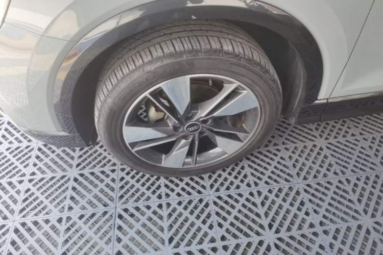 Used Audi Q2L 2022 35 TFSI Fashionable and Elegant Model Left Front Wheel Hub