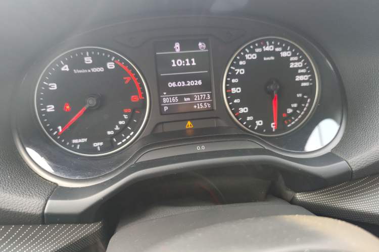 Used Audi Q2L 2022 35 TFSI Progressive Dynamic Edition Odometer Close Up