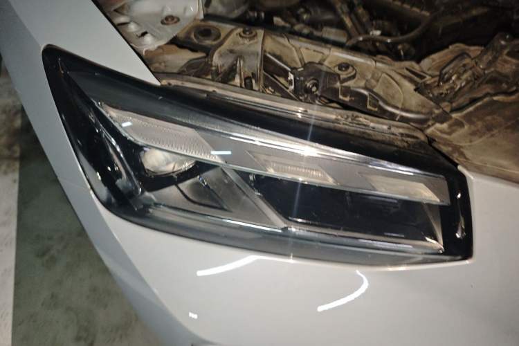 Used Audi Q2L 2022 35 TFSI Advanced Style Edition Right Front Headlight