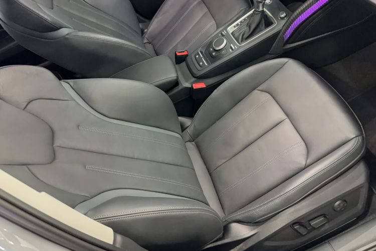 Used Audi Q2L 2022 35 TFSI Fashionable and Elegant Model Right Front Seat