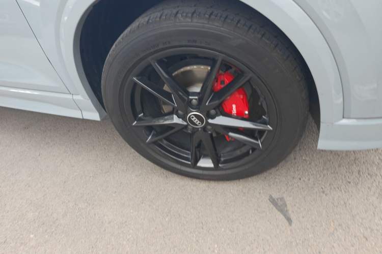 Used Audi Q2L 2022 35 TFSI Progressive Dynamic Edition Right Front Wheel Hub