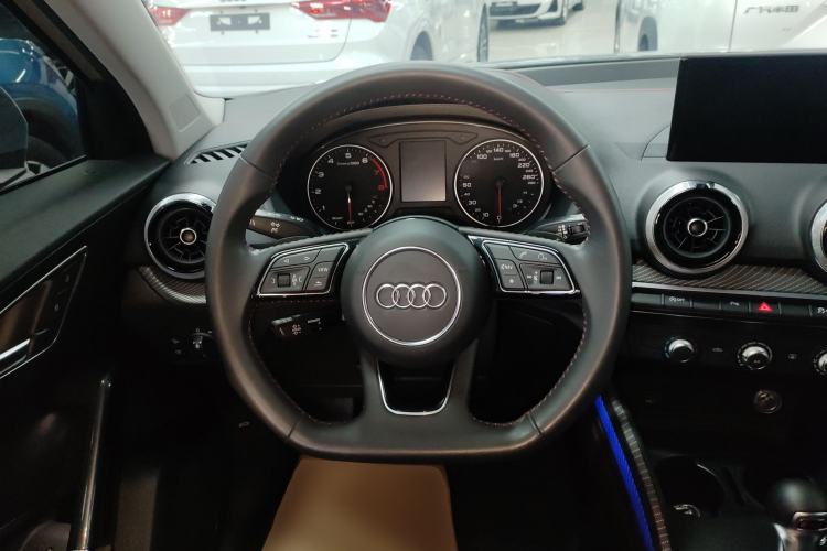 Used Audi Q2L 2022 35 TFSI Progressive Dynamic Edition Steering Wheel