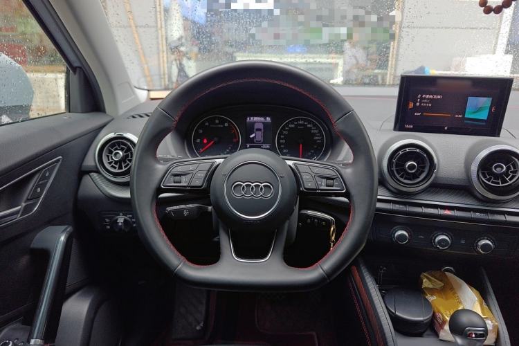 Used Audi Q2L 2022 35 TFSI Progressive Dynamic Edition Steering Wheel