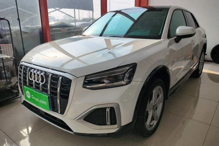 Used Audi Q2L 2022 35 TFSI Advanced Style Edition Guazi used car, China used car export, Used car for sale, Used cars, Cheapest cars for sale