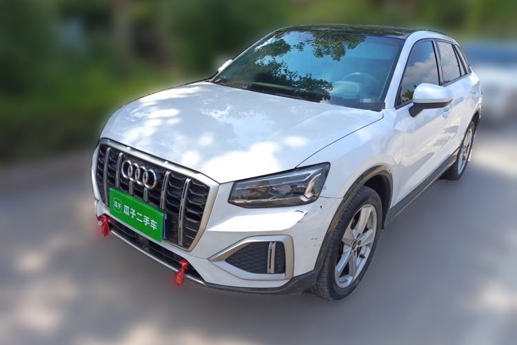 Used Audi Q2L 2022 35 TFSI Advanced Style Edition Guazi used car, China used car export, Used car for sale, Used cars, Cheapest cars for sale