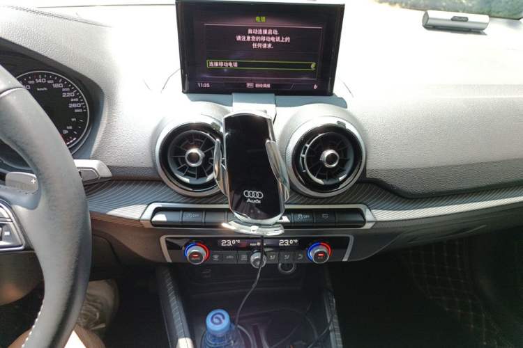 Used Audi Q2L 2022 35 TFSI Fashionable and Elegant Model Audio And AC Panel