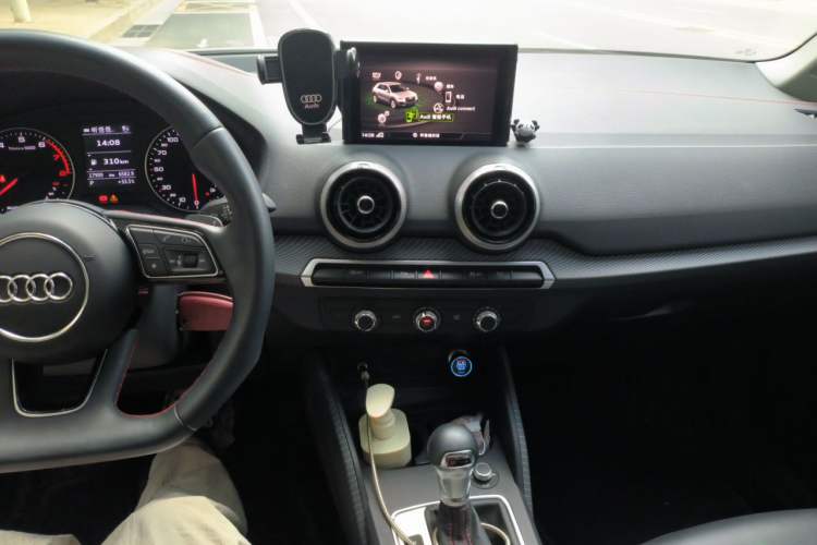 Used Audi Q2L 2022 35 TFSI Progressive Dynamic Edition Audio And AC Panel