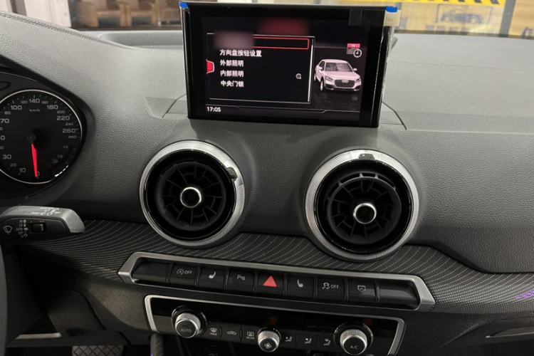 Used Audi Q2L 2022 35 TFSI Fashion Dynamic Model Audio And AC Panel