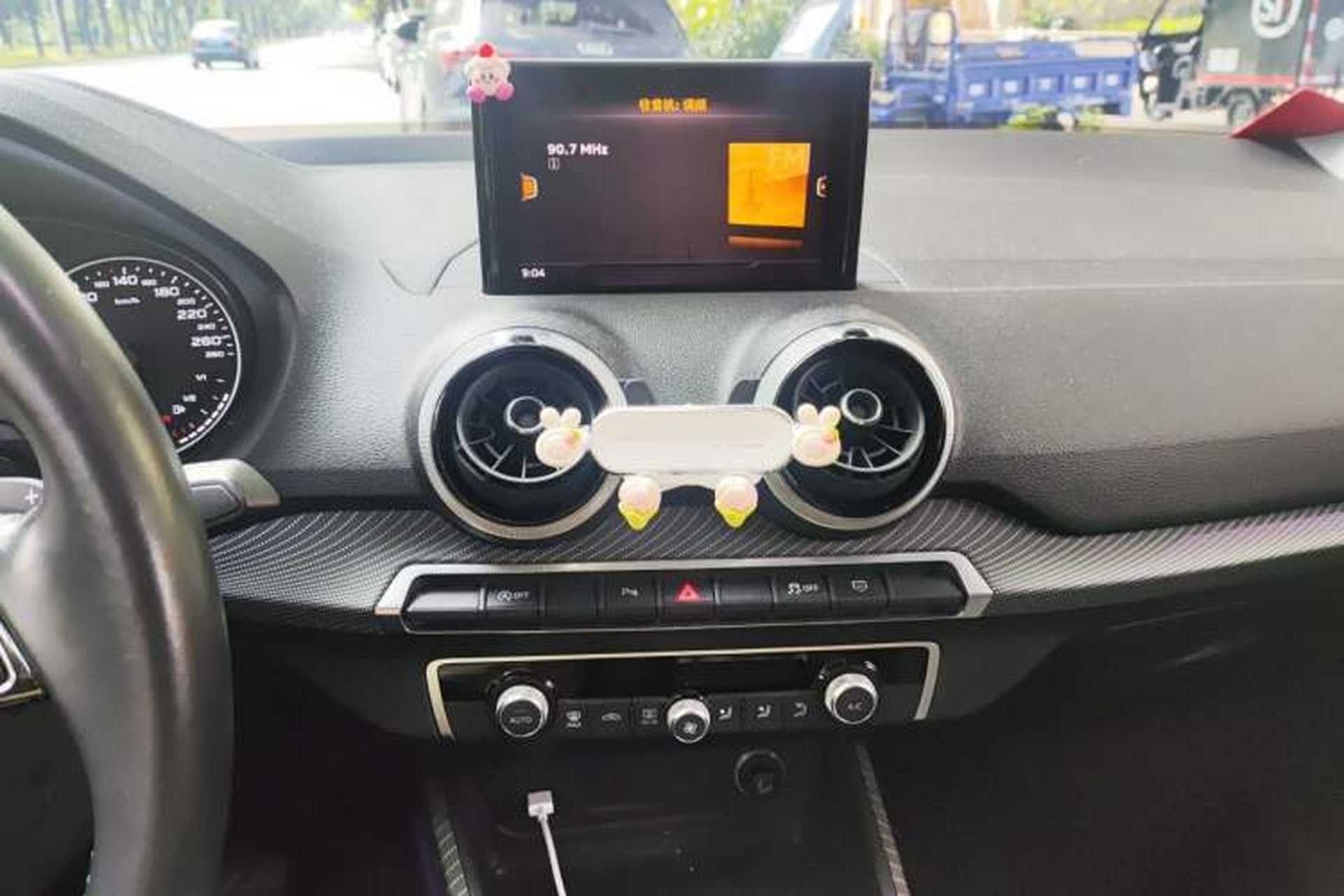 Used Audi Q2L 2022 35 TFSI Fashionable and Elegant Model Audio And AC Panel