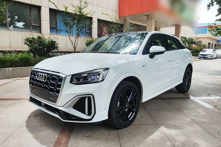 Used Audi Q2L 2022 35 TFSI Progressive Dynamic Edition Guazi used car, China used car export, Used car for sale, Used cars, Cheapest cars for sale