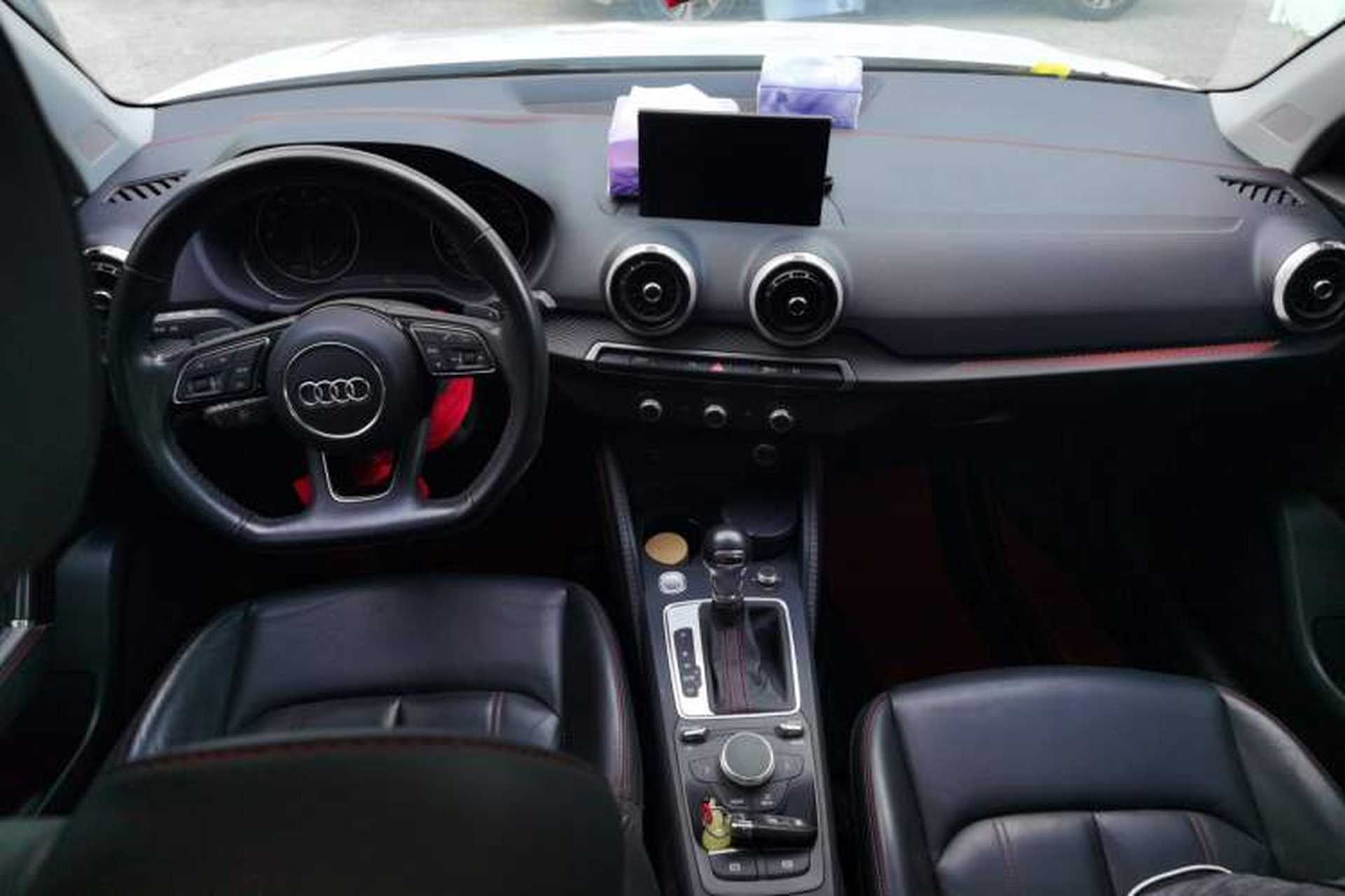 Used Audi Q2L 2022 35 TFSI Progressive Dynamic Edition Center Console