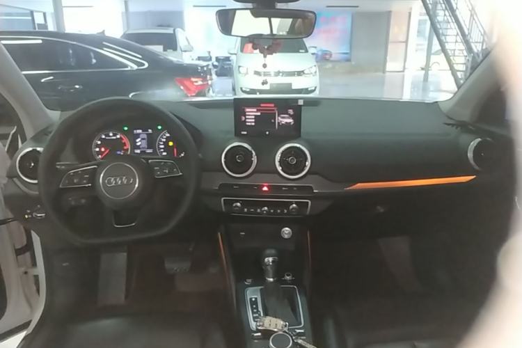 Used Audi Q2L 2022 35 TFSI Fashion Dynamic Model Center Console