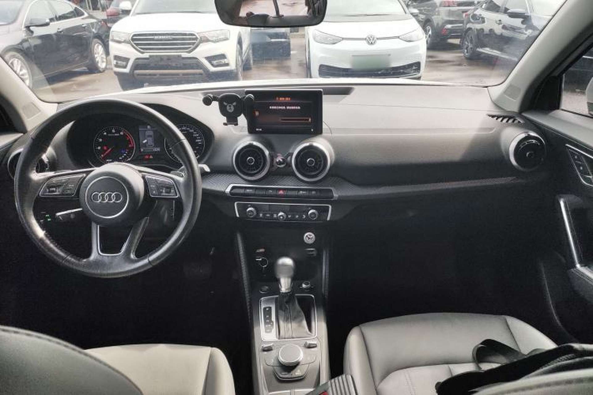 Used Audi Q2L 2022 35 TFSI Fashionable and Elegant Model Center Console