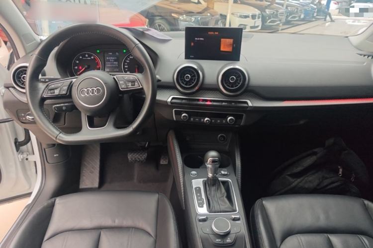 Used Audi Q2L 2022 35 TFSI Fashion Dynamic Model Center Console