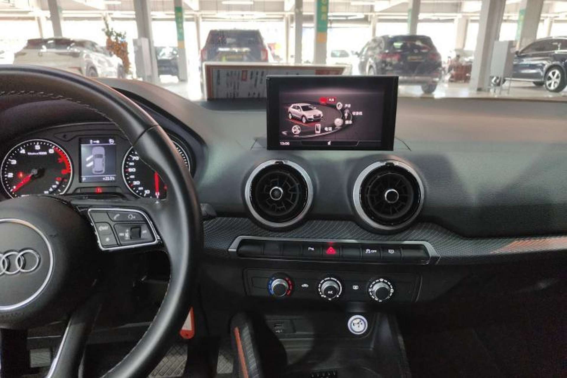Used Audi Q2L 2022 35 TFSI Advanced Style Edition Center Console